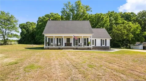 2310 Lakewood Falls Road Goldston NC 27252