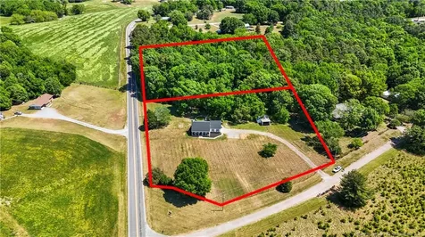 2310 Lakewood Falls Road Goldston NC 27252