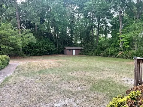 701 Mccaskill Street Maxton NC 28364