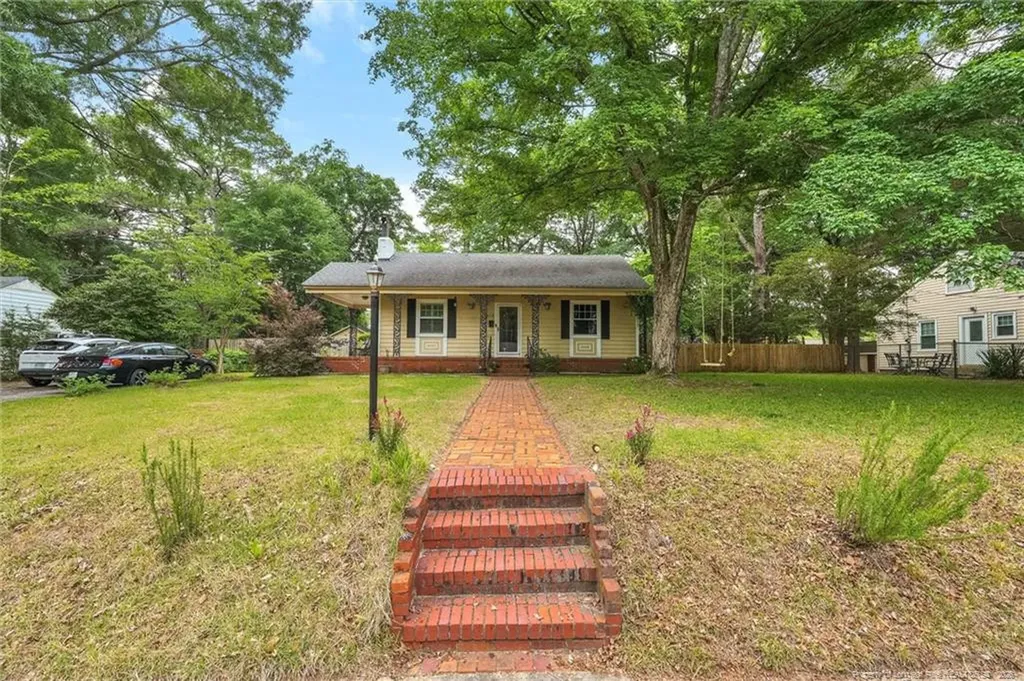 614 Pearl Street Fayetteville NC 28303