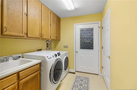 209 Lakeview Drive Sanford NC 27322