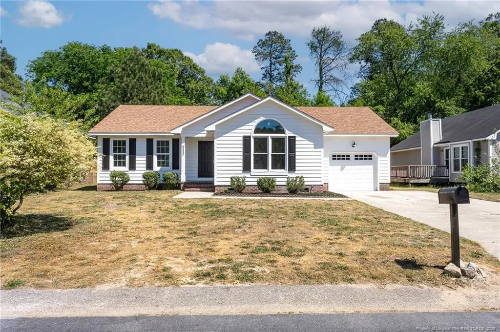 6337 Rhemish Drive Fayetteville NC 28304