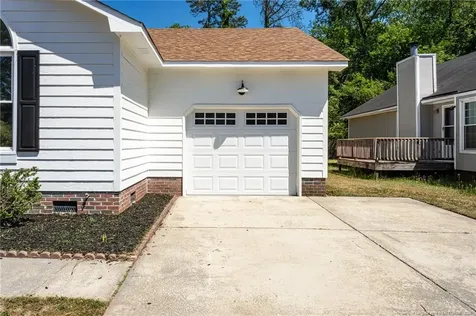 6337 Rhemish Drive Fayetteville NC 28304