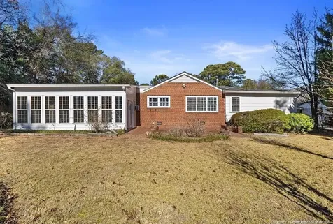 1717 Raeford Road Fayetteville NC 28305