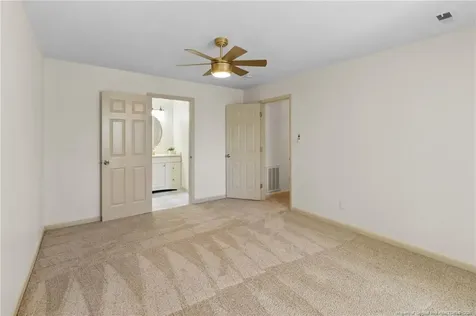 5850 Hibernia Drive Fayetteville NC 28314