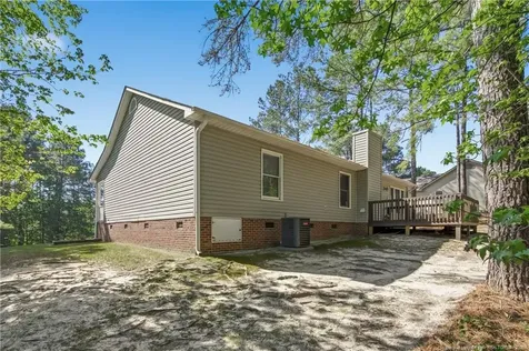 215 Carolina Way Sanford NC 27332