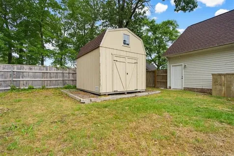 1005 Harvest Grove Court Hope Mills NC