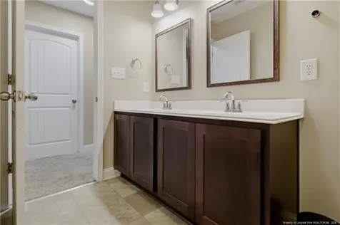 333 Wishaw Court Hope Mills NC 28348