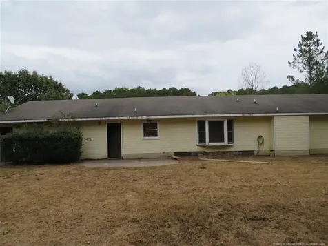 5660 Bauer Street Hope Mills NC 28348