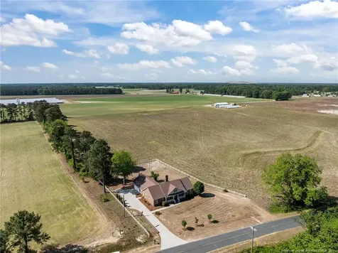 203 White Oak Church Road Clinton NC 28328
