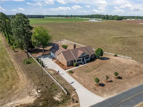 203 White Oak Church Road Clinton NC 28328