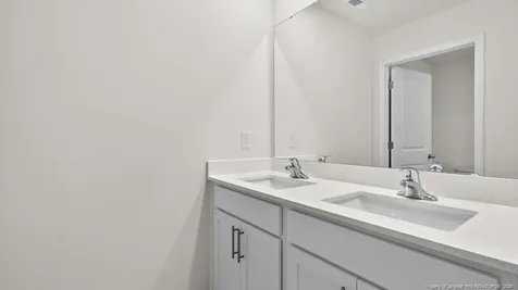 308 Maddox Drive Aberdeen NC 28315