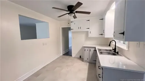 212 Peachtree Street Red Springs NC 28377