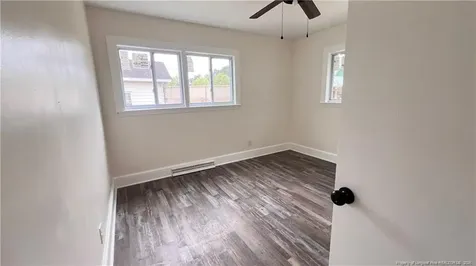 212 Peachtree Street Red Springs NC 28377