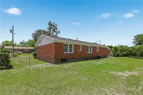 839 Fresno Drive Fayetteville NC 28303