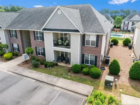 2525 Mcarthur Landing Circle Fayetteville NC 28311