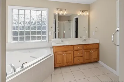 3524 Kennicot Court Fayetteville NC 28311