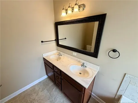 422 Jamestown Avenue Fayetteville NC 28303
