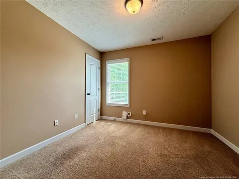 422 Jamestown Avenue Fayetteville NC 28303