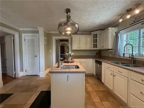 416 N Main Street Raeford NC 28376