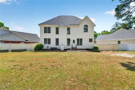8040 Trout Creek Road Fayetteville NC 28304