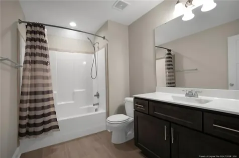 509 Swan Island Court Fayetteville NC 28311