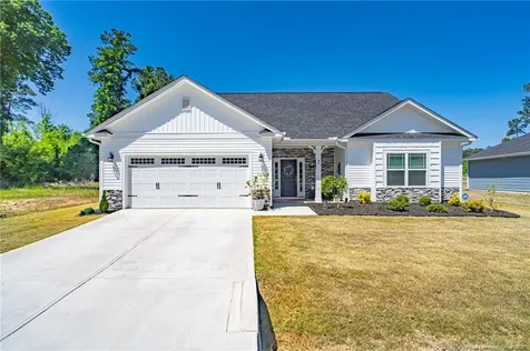 40 Capeside Court Lillington NC 27546