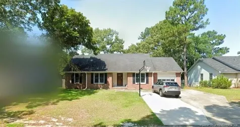 7490 Fairpoint Drive Fayetteville NC 28314