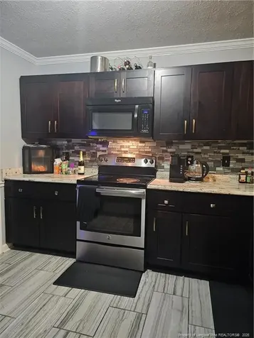 7490 Fairpoint Drive Fayetteville NC 28314