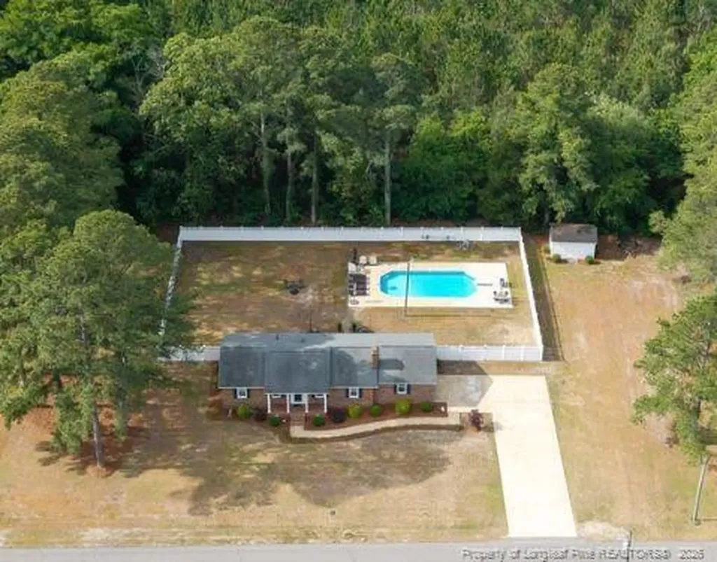 309 W Turlington Street Salemburg NC 28385