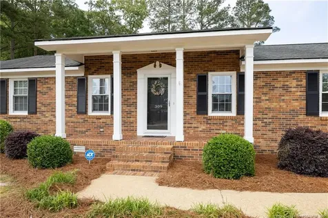 309 W Turlington Street Salemburg NC 28385