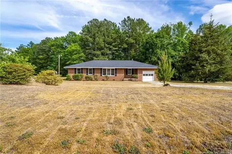 7299 Laurenburg Road Raeford NC 28376