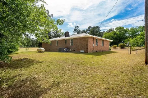 7299 Laurenburg Road Raeford NC 28376
