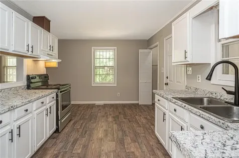 7299 Laurenburg Road Raeford NC 28376