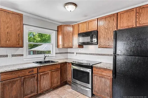 420 Wallace Mclean Road Raeford NC 28376