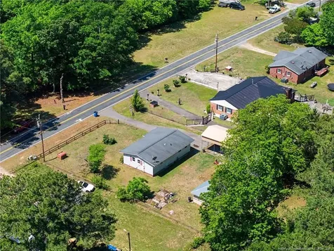 420 Wallace Mclean Road Raeford NC 28376