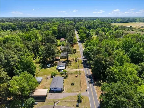 420 Wallace Mclean Road Raeford NC 28376