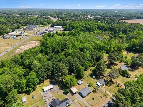 420 Wallace Mclean Road Raeford NC 28376
