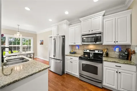 2404 Thorngrove Court Fayetteville NC 28303