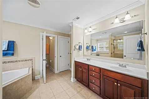2404 Thorngrove Court Fayetteville NC 28303