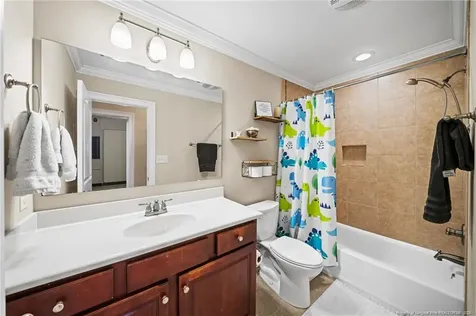 2404 Thorngrove Court Fayetteville NC 28303
