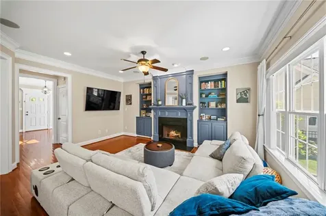 2404 Thorngrove Court Fayetteville NC 28303