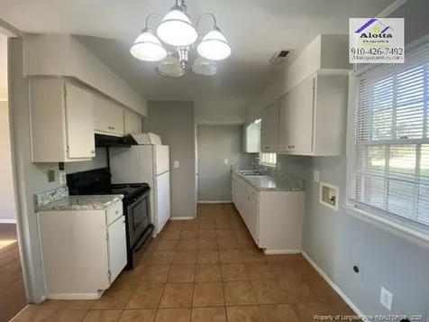 4206 S Dowfield Drive Fayetteville NC 28311