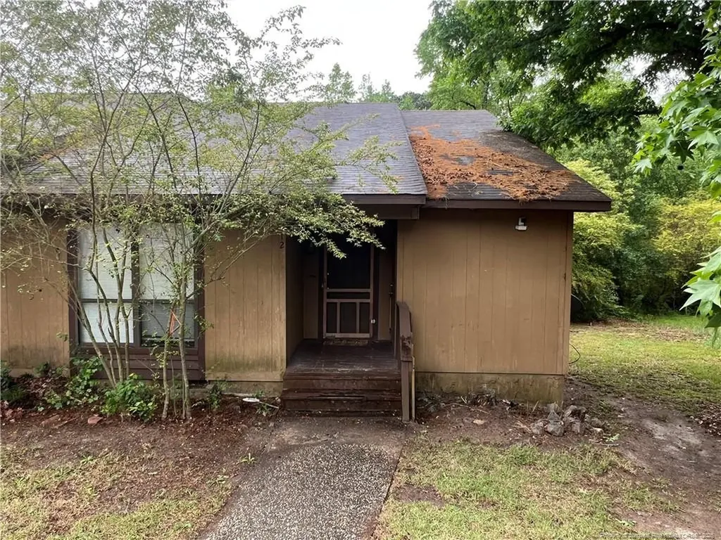 512 Toxaway Court Fayetteville NC 28314
