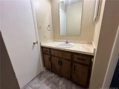 512 Toxaway Court Fayetteville NC 28314