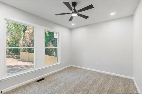 724 Skycliff Court Fayetteville NC 28311
