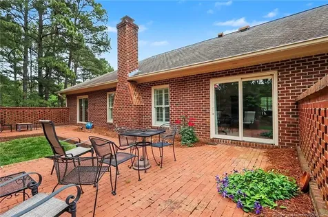1004 Wentworth Court Sanford NC 27330