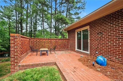 1004 Wentworth Court Sanford NC 27330