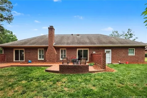 1004 Wentworth Court Sanford NC 27330