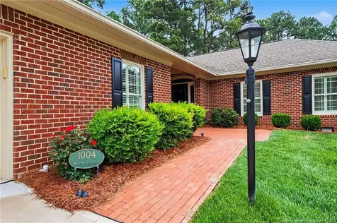 1004 Wentworth Court Sanford NC 27330
